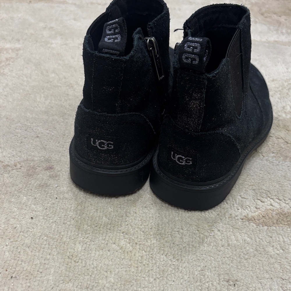 UGG Kids Black Suede glitter Zip Ankle Boots